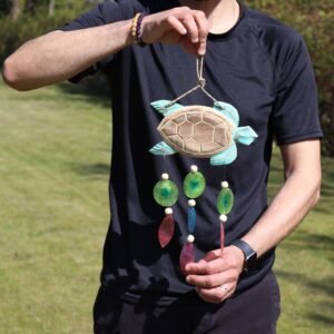 Talla de Tortuga Aqua y Gotas - Decoración Colgante 40cm - Imagen 5