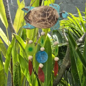 Talla de Tortuga Aqua y Gotas - Decoración Colgante 40cm - Imagen 2