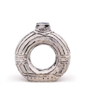 Jarrón redondo con forma de donut - Crema 18cm - Imagen 3