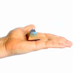 Pirámide de los 7 Chakras en Piedra Natural (30-35 mm) - Imagen 3