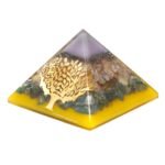 Pirámide Orgonita 70mm Árbol de la Vida y Base Dorada