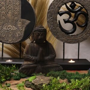 Buddha Feng Shui Set: Buda y Panel Om en Madera - Gris y Negro - Imagen 6