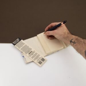 Mini Cuaderno Lokta Algodón Azul Mixto – Compacto (12x8 cm) 40 Hojas - Imagen 2