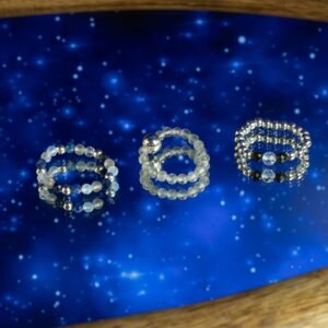 Conjunto de Anillos con Gema de Espíritu Ninfa – Inspirado en las Auroras Boreales - Imagen 6
